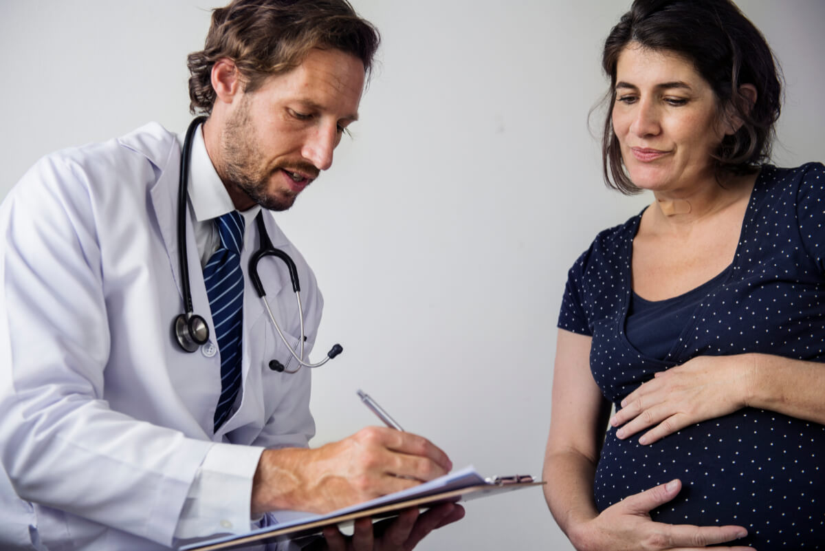 Kobieta w ciąży u ginekologa - jak znaleźć ginekologa?