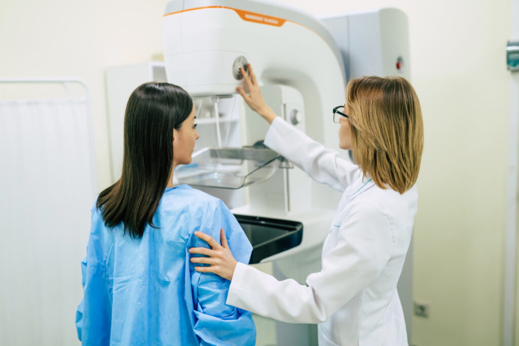 Mammografia. Rak piersi — jak możesz zwiększyć szanse na wyleczenie